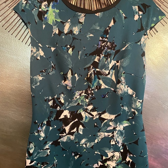 Maggy London Shadow Branch Floral Scuba Sheath Dress - Picture 4 of 6